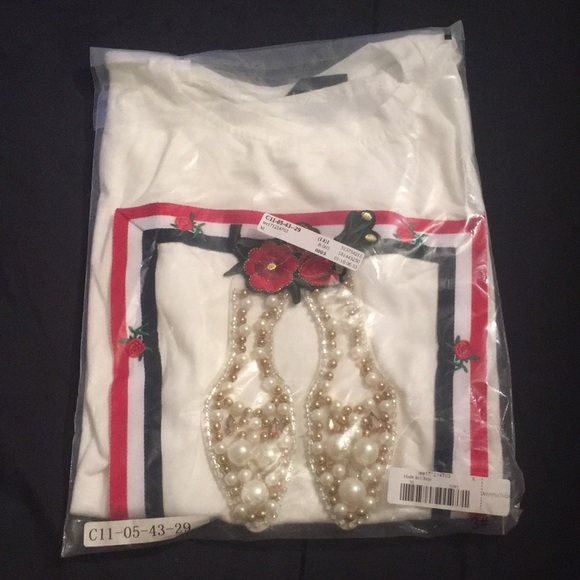 🎀 Ribbon T-Shirt🎀 - Picture 6 of 8